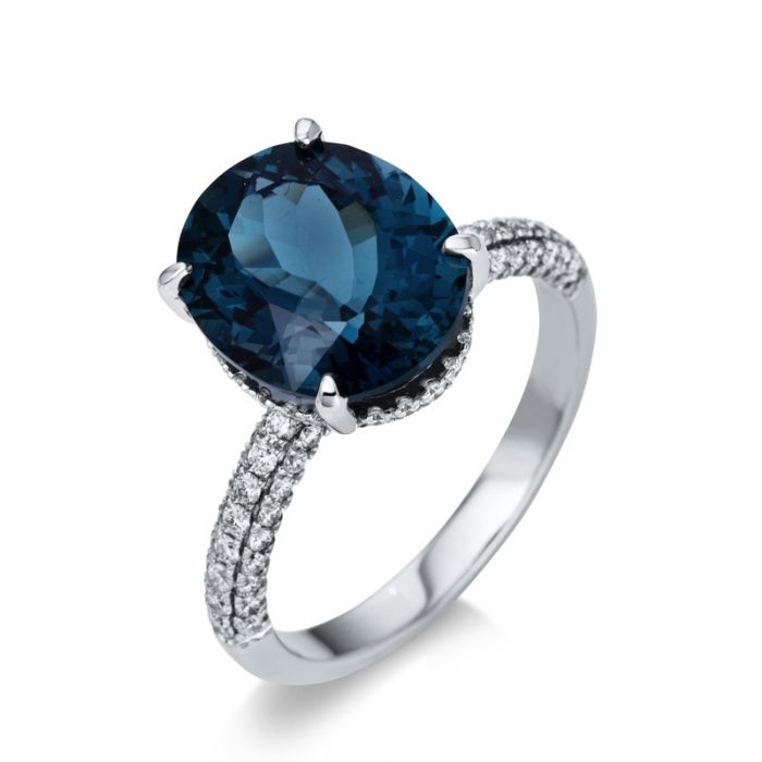 Engagement ring 750/18K white gold diamond 0.6ct. Blue topaz 5.95ct. 